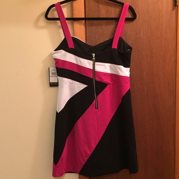 Grass Collection ‘City Fling’ Color Block Dress - Picture 3 of 4